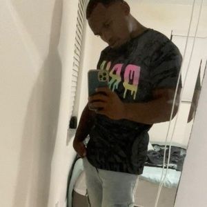 Meet your Posher, Oniel